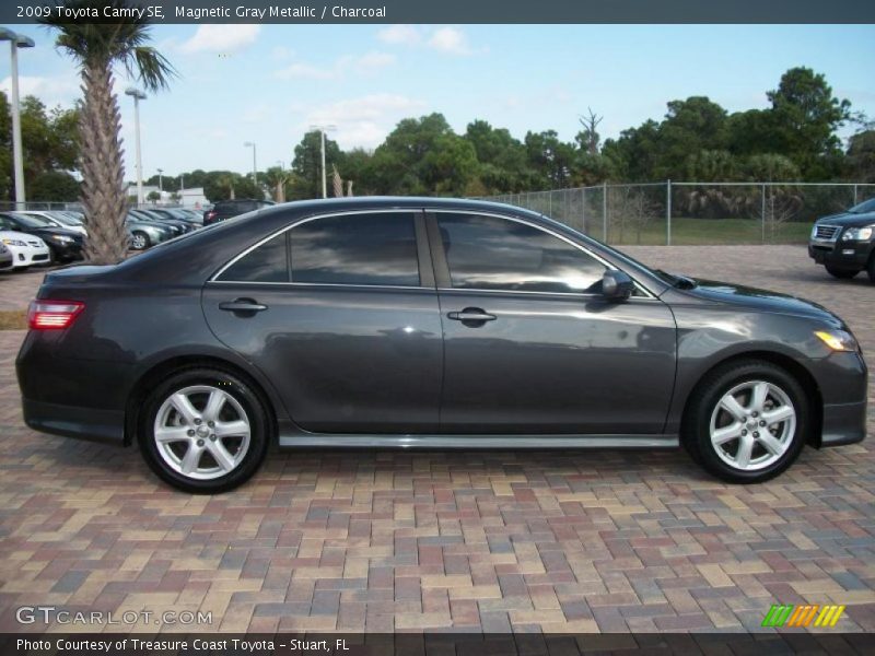 Magnetic Gray Metallic / Charcoal 2009 Toyota Camry SE