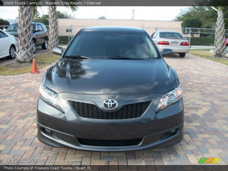 Magnetic Gray Metallic / Charcoal 2009 Toyota Camry SE