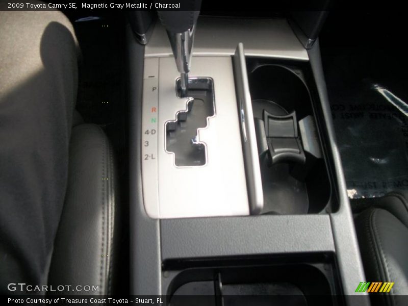 Magnetic Gray Metallic / Charcoal 2009 Toyota Camry SE