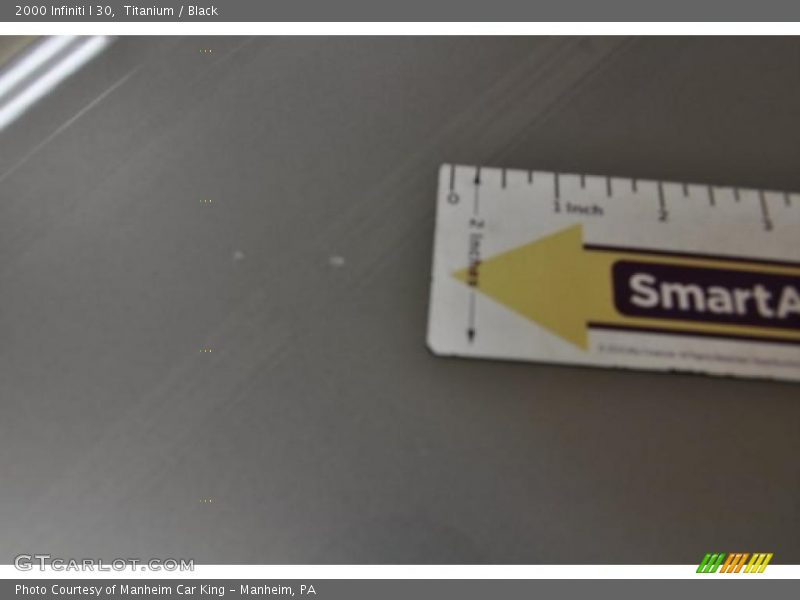 Titanium / Black 2000 Infiniti I 30