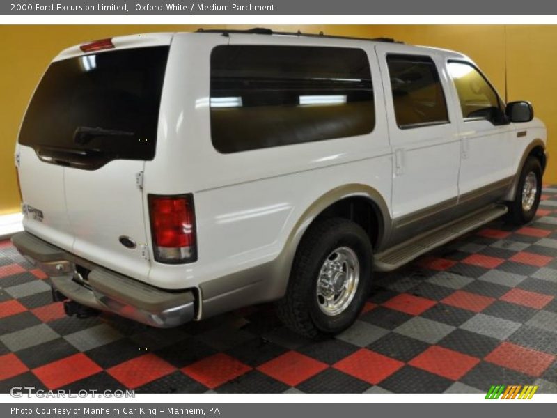 Oxford White / Medium Parchment 2000 Ford Excursion Limited