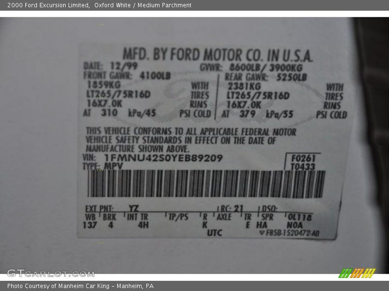 Oxford White / Medium Parchment 2000 Ford Excursion Limited