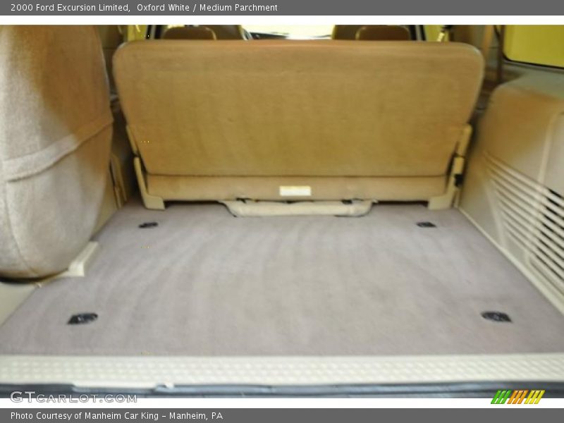 Oxford White / Medium Parchment 2000 Ford Excursion Limited