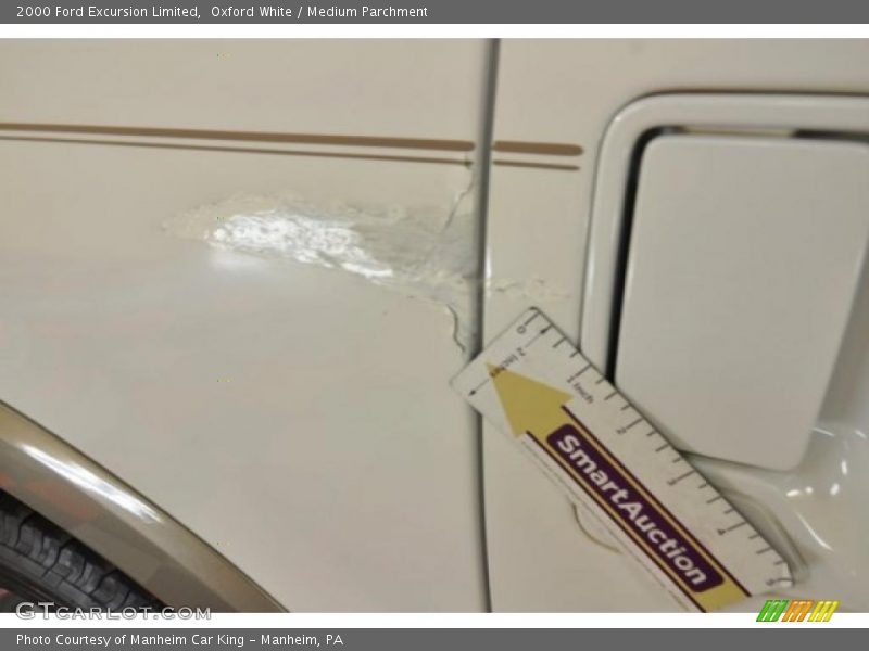 Oxford White / Medium Parchment 2000 Ford Excursion Limited