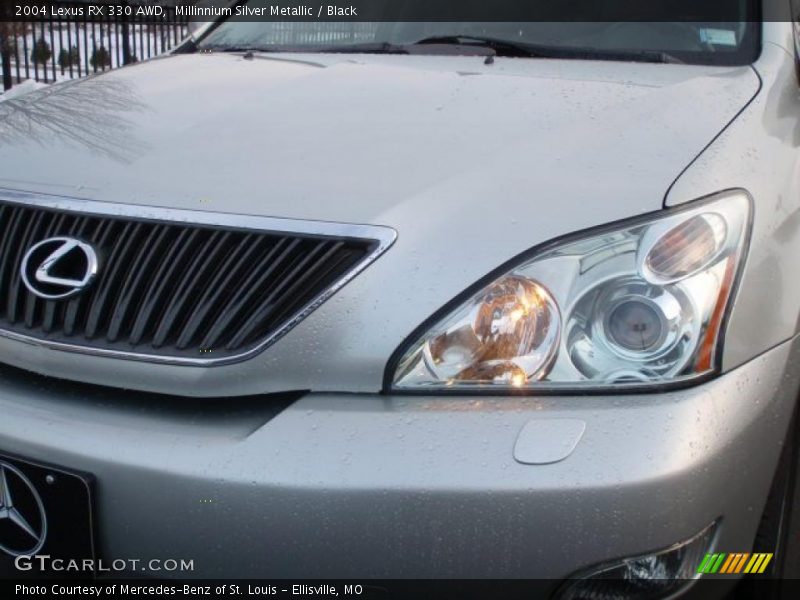 Millinnium Silver Metallic / Black 2004 Lexus RX 330 AWD