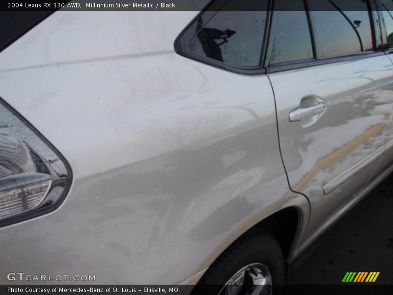 Millinnium Silver Metallic / Black 2004 Lexus RX 330 AWD