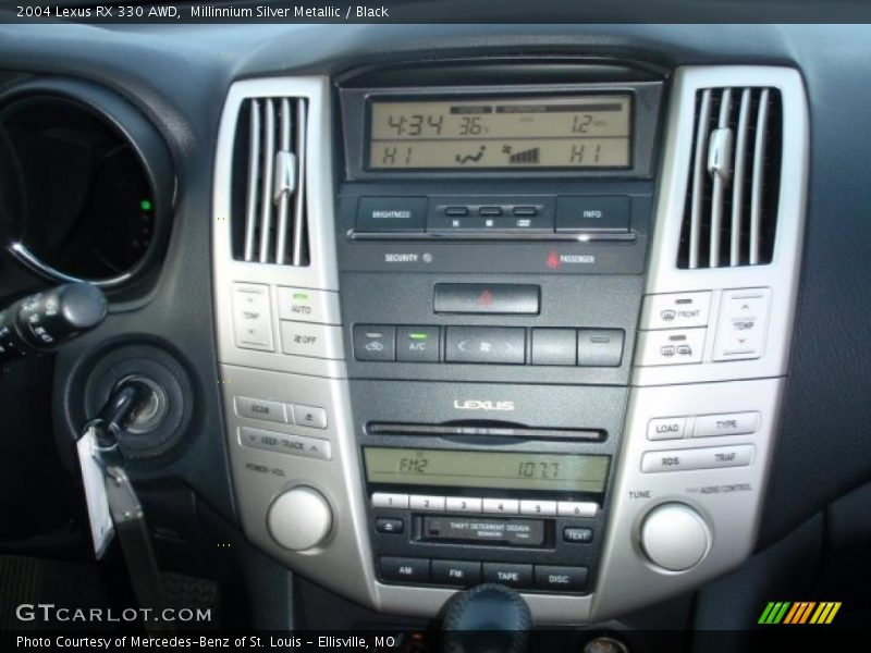 Millinnium Silver Metallic / Black 2004 Lexus RX 330 AWD