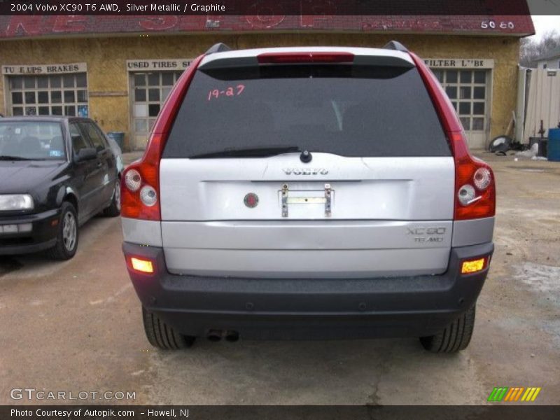 Silver Metallic / Graphite 2004 Volvo XC90 T6 AWD