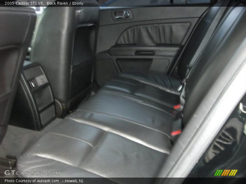 Black Raven / Ebony 2005 Cadillac STS V6