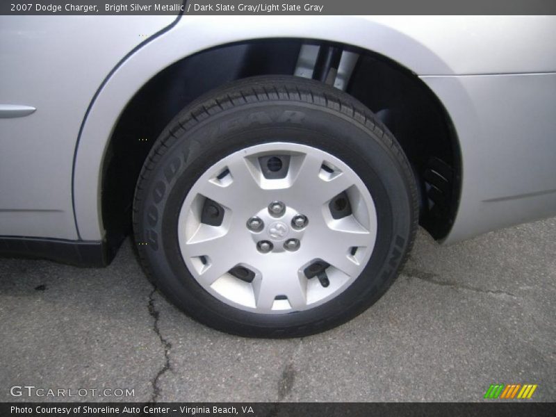 Bright Silver Metallic / Dark Slate Gray/Light Slate Gray 2007 Dodge Charger