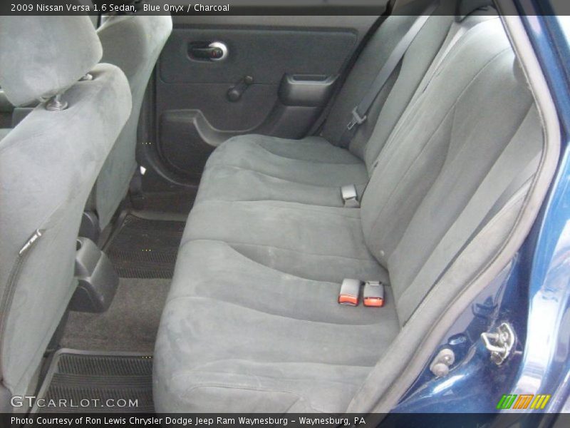 Blue Onyx / Charcoal 2009 Nissan Versa 1.6 Sedan