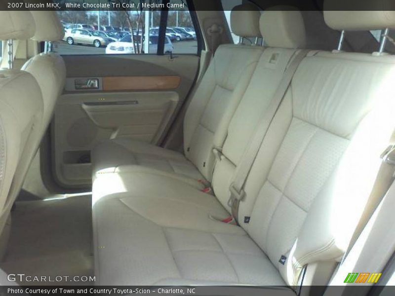 White Chocolate Tri Coat / Medium Camel 2007 Lincoln MKX