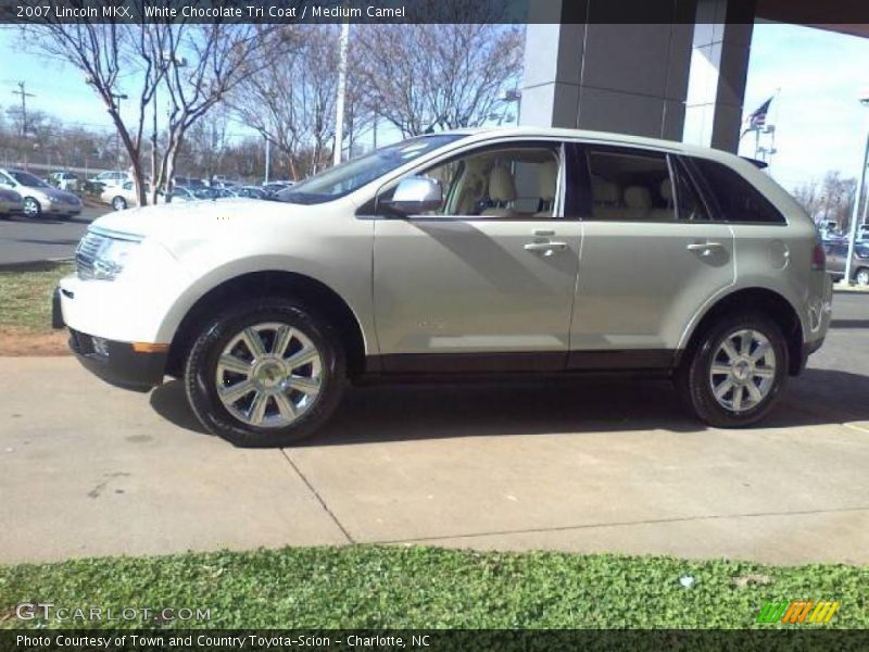 White Chocolate Tri Coat / Medium Camel 2007 Lincoln MKX