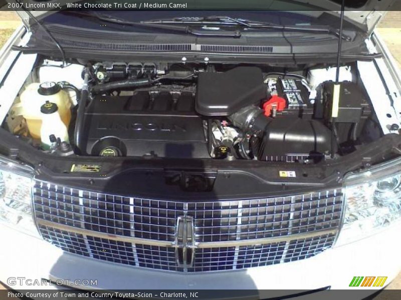 White Chocolate Tri Coat / Medium Camel 2007 Lincoln MKX