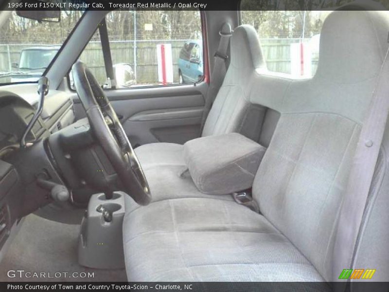Toreador Red Metallic / Opal Grey 1996 Ford F150 XLT Regular Cab