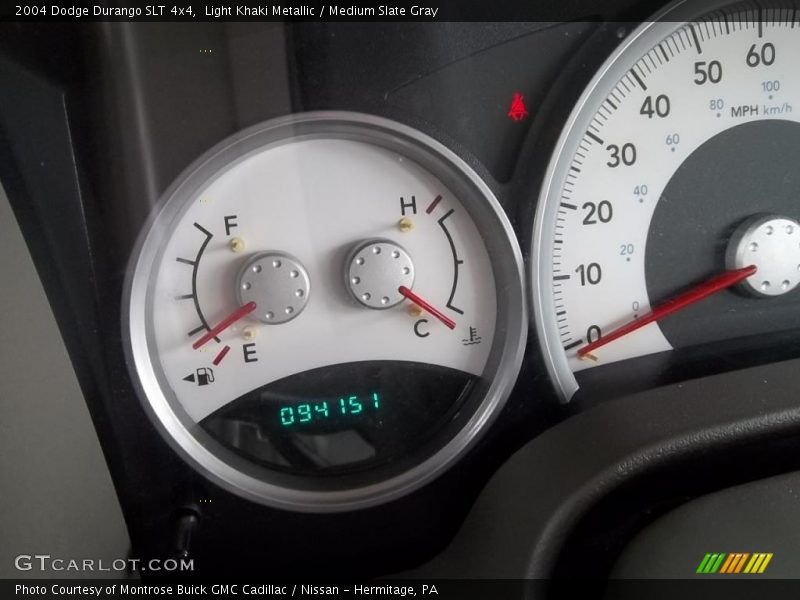 Light Khaki Metallic / Medium Slate Gray 2004 Dodge Durango SLT 4x4