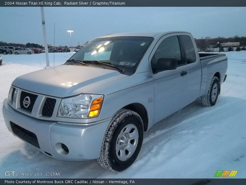 Radiant Silver / Graphite/Titanium 2004 Nissan Titan XE King Cab