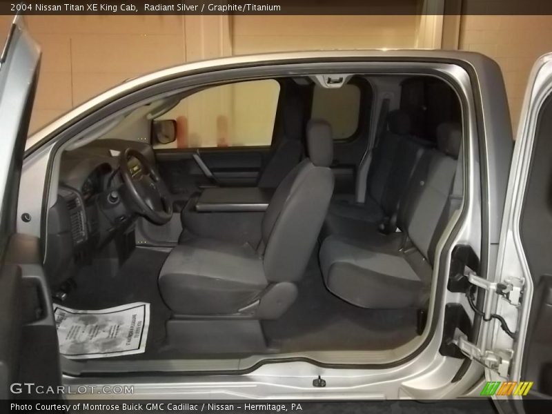 Radiant Silver / Graphite/Titanium 2004 Nissan Titan XE King Cab
