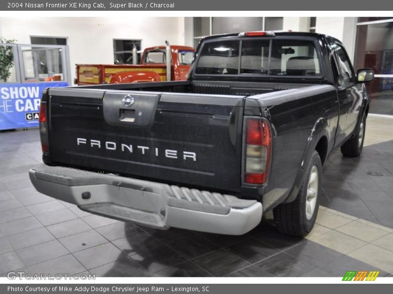 Super Black / Charcoal 2004 Nissan Frontier XE King Cab