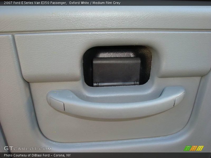 Oxford White / Medium Flint Grey 2007 Ford E Series Van E350 Passenger