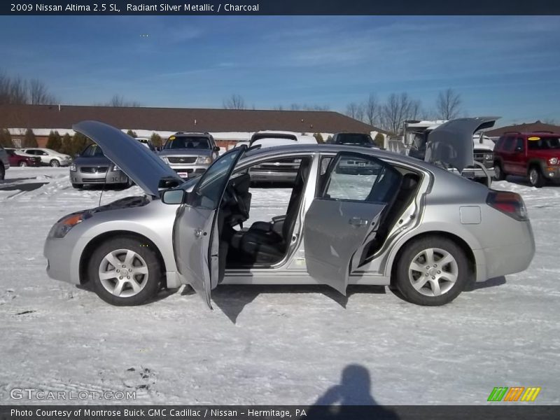 Radiant Silver Metallic / Charcoal 2009 Nissan Altima 2.5 SL