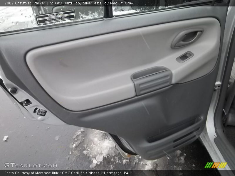 Door Panel of 2002 Tracker ZR2 4WD Hard Top