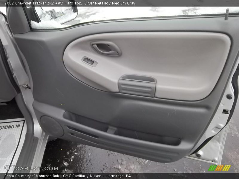 Silver Metallic / Medium Gray 2002 Chevrolet Tracker ZR2 4WD Hard Top