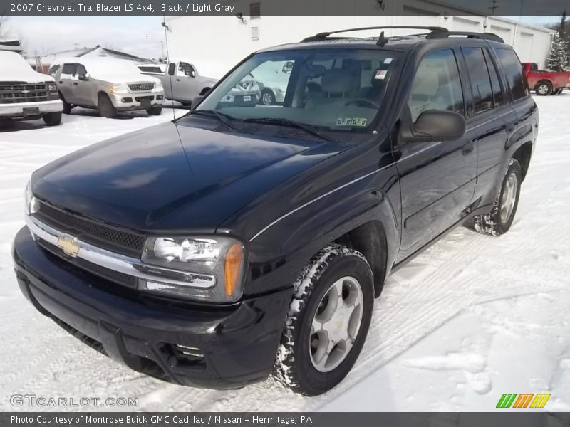 Black / Light Gray 2007 Chevrolet TrailBlazer LS 4x4