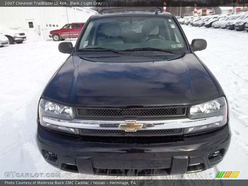 Black / Light Gray 2007 Chevrolet TrailBlazer LS 4x4