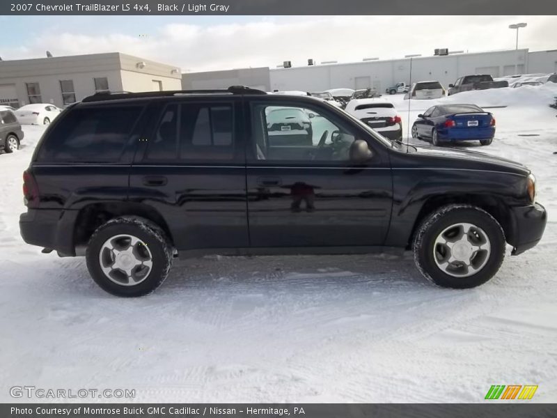 Black / Light Gray 2007 Chevrolet TrailBlazer LS 4x4