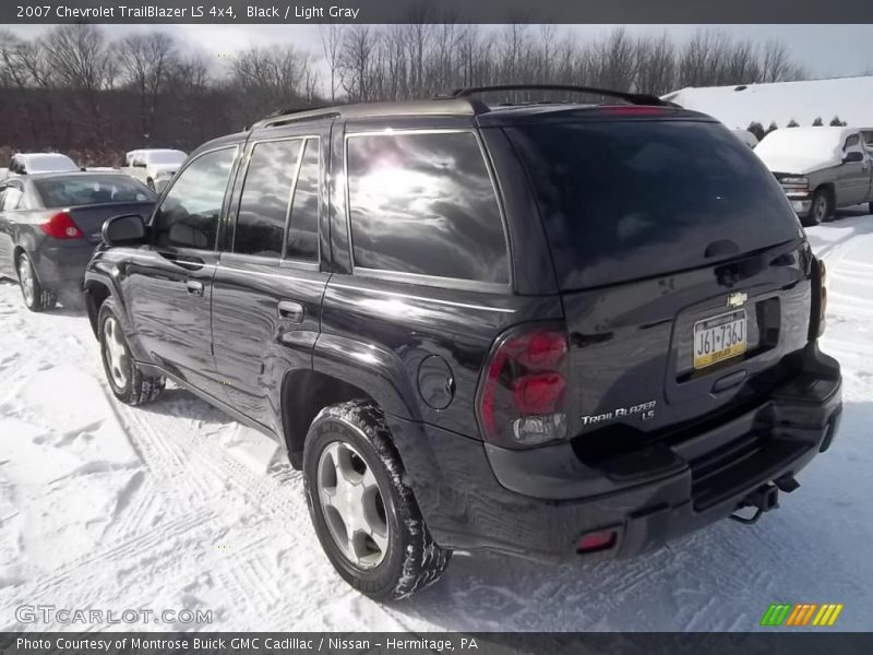 Black / Light Gray 2007 Chevrolet TrailBlazer LS 4x4
