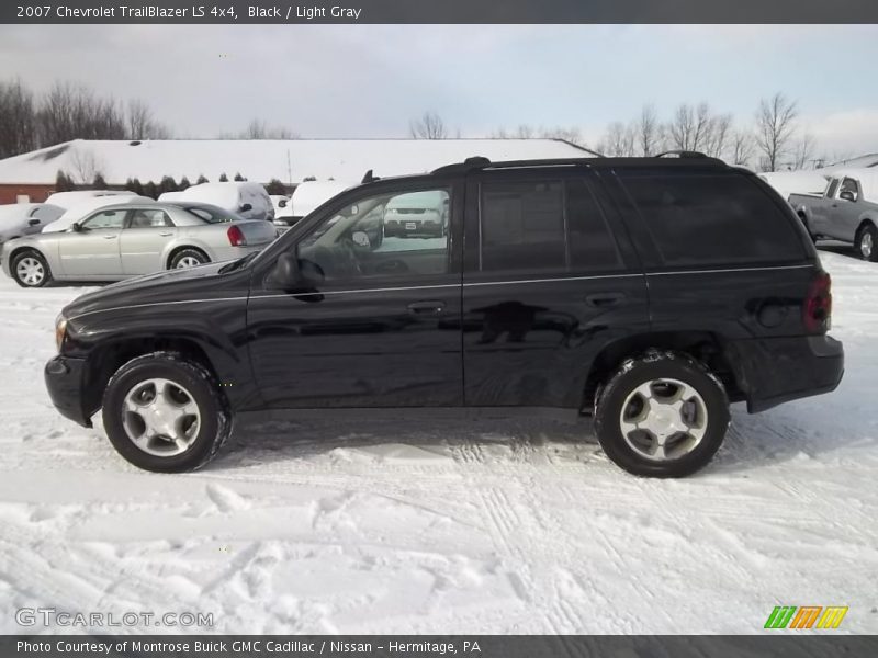 Black / Light Gray 2007 Chevrolet TrailBlazer LS 4x4