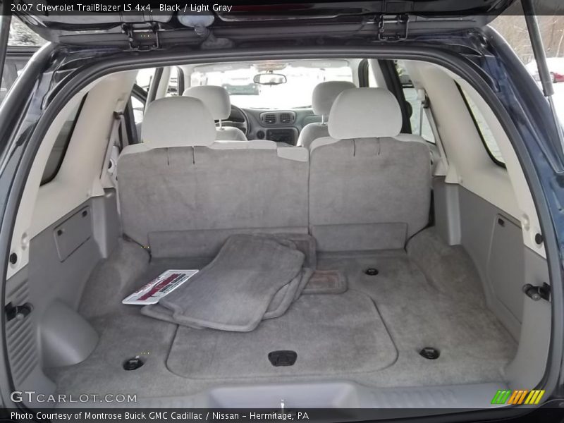 Black / Light Gray 2007 Chevrolet TrailBlazer LS 4x4