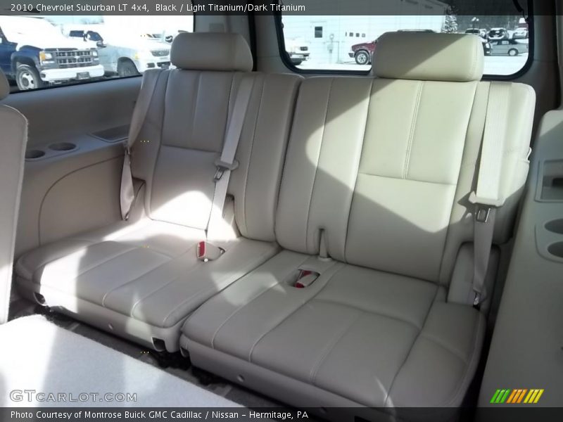 Black / Light Titanium/Dark Titanium 2010 Chevrolet Suburban LT 4x4