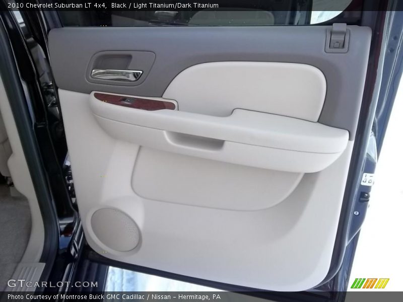 Black / Light Titanium/Dark Titanium 2010 Chevrolet Suburban LT 4x4