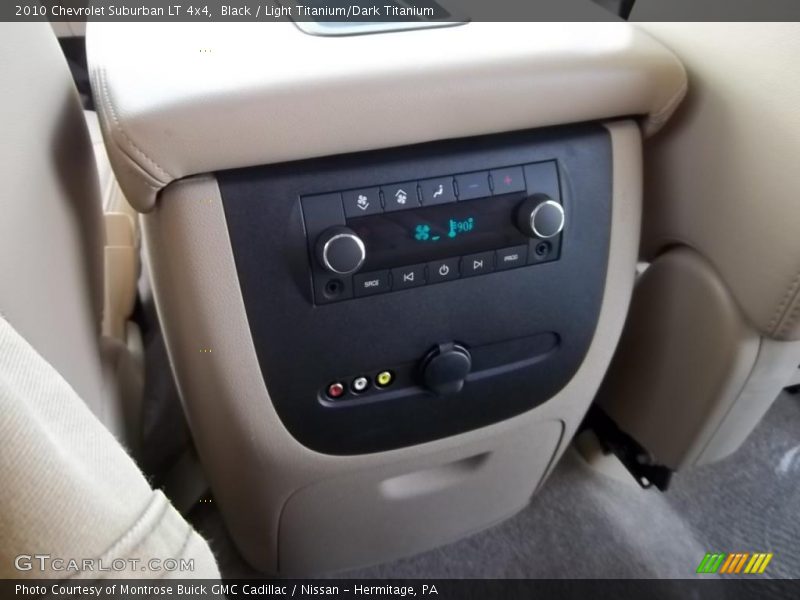 Black / Light Titanium/Dark Titanium 2010 Chevrolet Suburban LT 4x4