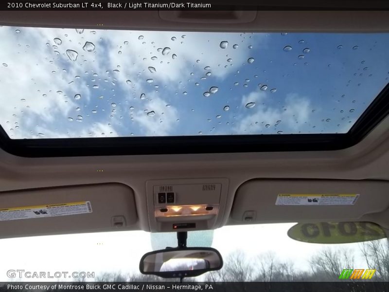 Black / Light Titanium/Dark Titanium 2010 Chevrolet Suburban LT 4x4