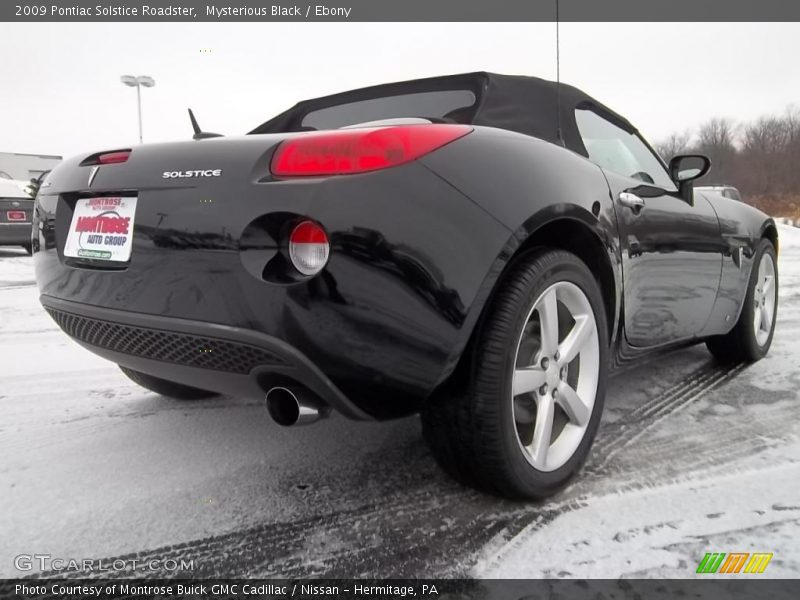 Mysterious Black / Ebony 2009 Pontiac Solstice Roadster