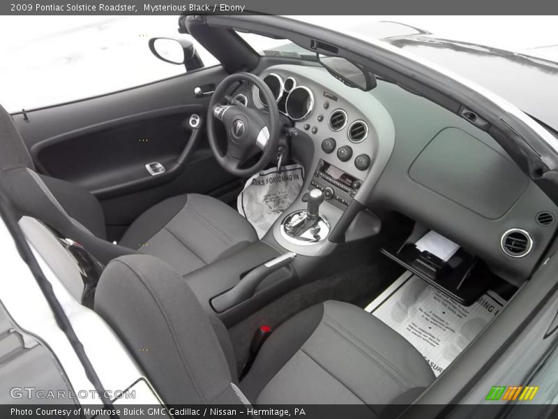  2009 Solstice Roadster Ebony Interior