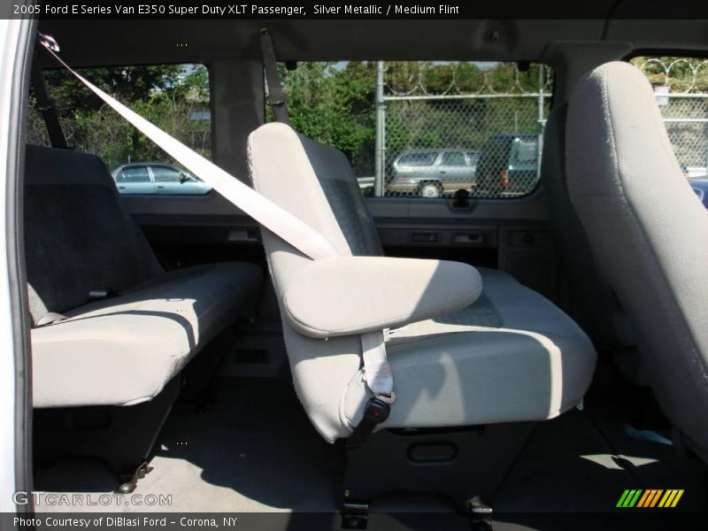 Silver Metallic / Medium Flint 2005 Ford E Series Van E350 Super Duty XLT Passenger