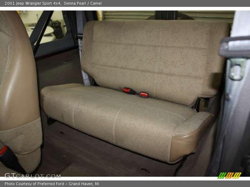 Sienna Pearl / Camel 2001 Jeep Wrangler Sport 4x4