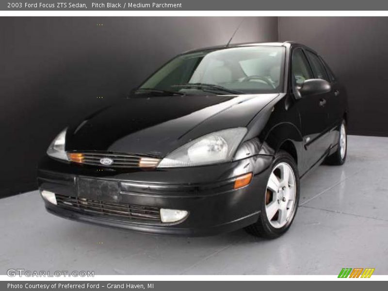 Pitch Black / Medium Parchment 2003 Ford Focus ZTS Sedan