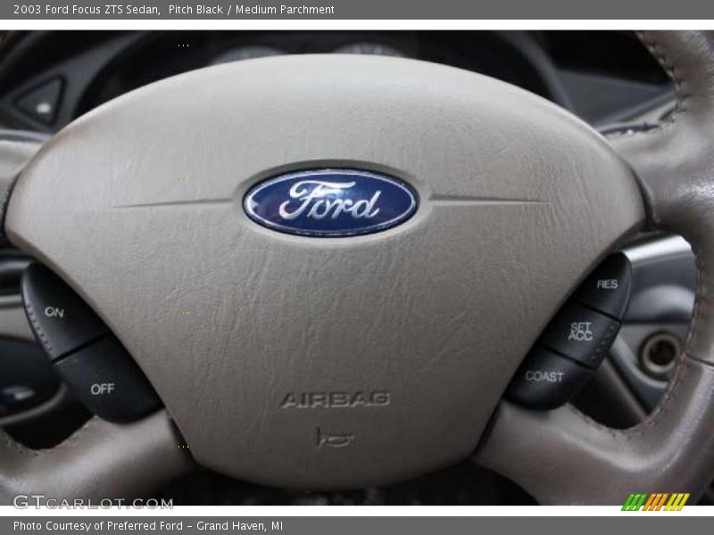 Pitch Black / Medium Parchment 2003 Ford Focus ZTS Sedan