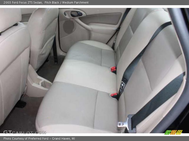 Pitch Black / Medium Parchment 2003 Ford Focus ZTS Sedan