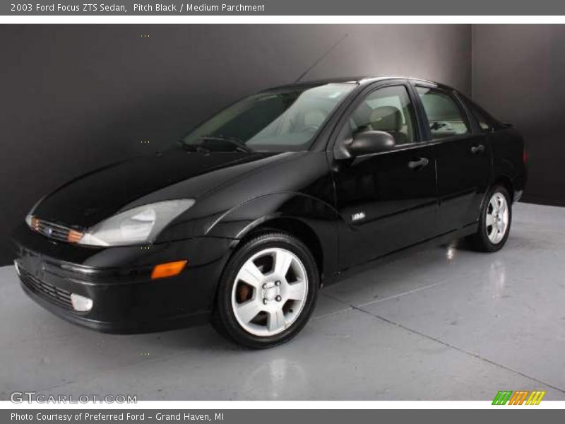 Pitch Black / Medium Parchment 2003 Ford Focus ZTS Sedan