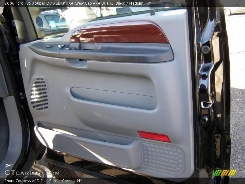 Black / Medium Flint 2006 Ford F350 Super Duty Lariat FX4 Crew Cab 4x4 Dually