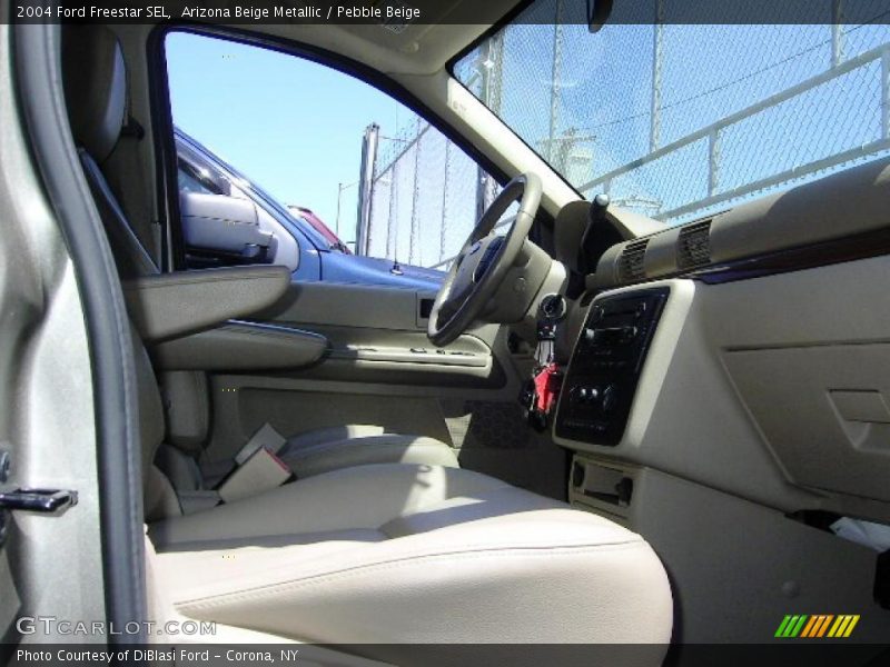 Arizona Beige Metallic / Pebble Beige 2004 Ford Freestar SEL