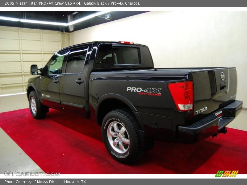  2009 Titan PRO-4X Crew Cab 4x4 Galaxy Black