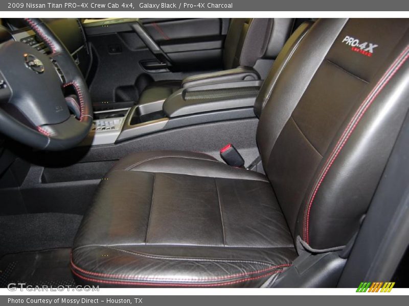  2009 Titan PRO-4X Crew Cab 4x4 Pro-4X Charcoal Interior