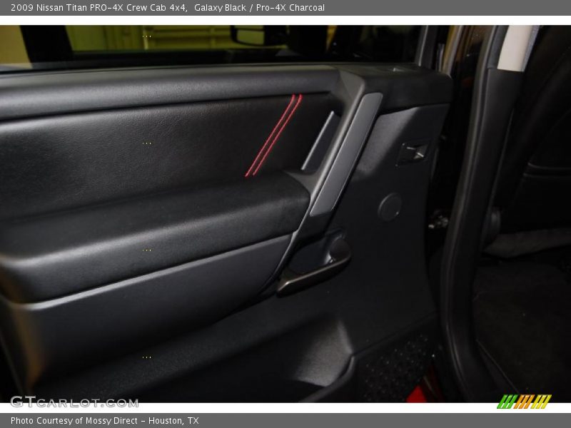 Galaxy Black / Pro-4X Charcoal 2009 Nissan Titan PRO-4X Crew Cab 4x4